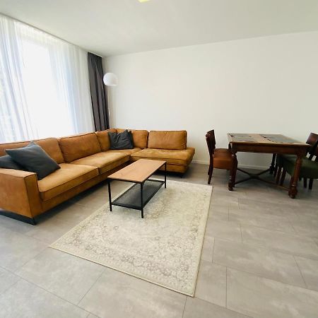 Sehr Schoenes Haus Mit Terasse Naehe Duesseldorf Apartamento Krefeld Exterior foto
