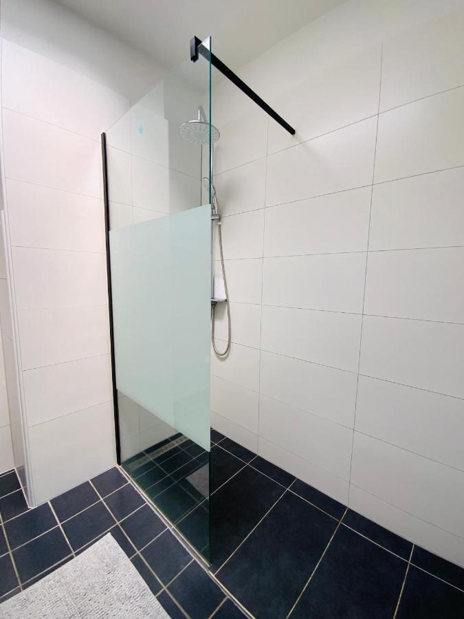 Sehr Schoenes Haus Mit Terasse Naehe Duesseldorf Apartamento Krefeld Exterior foto