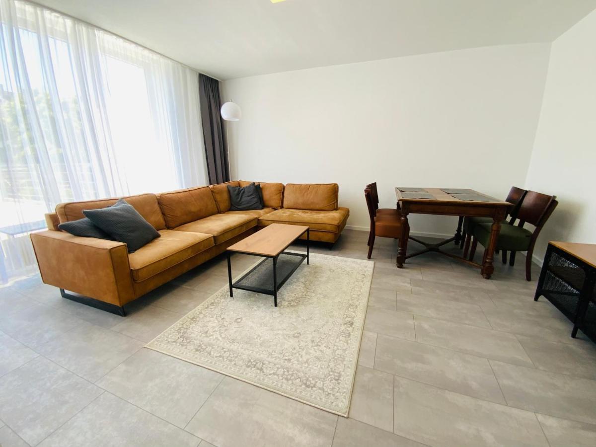 Sehr Schoenes Haus Mit Terasse Naehe Duesseldorf Apartamento Krefeld Exterior foto