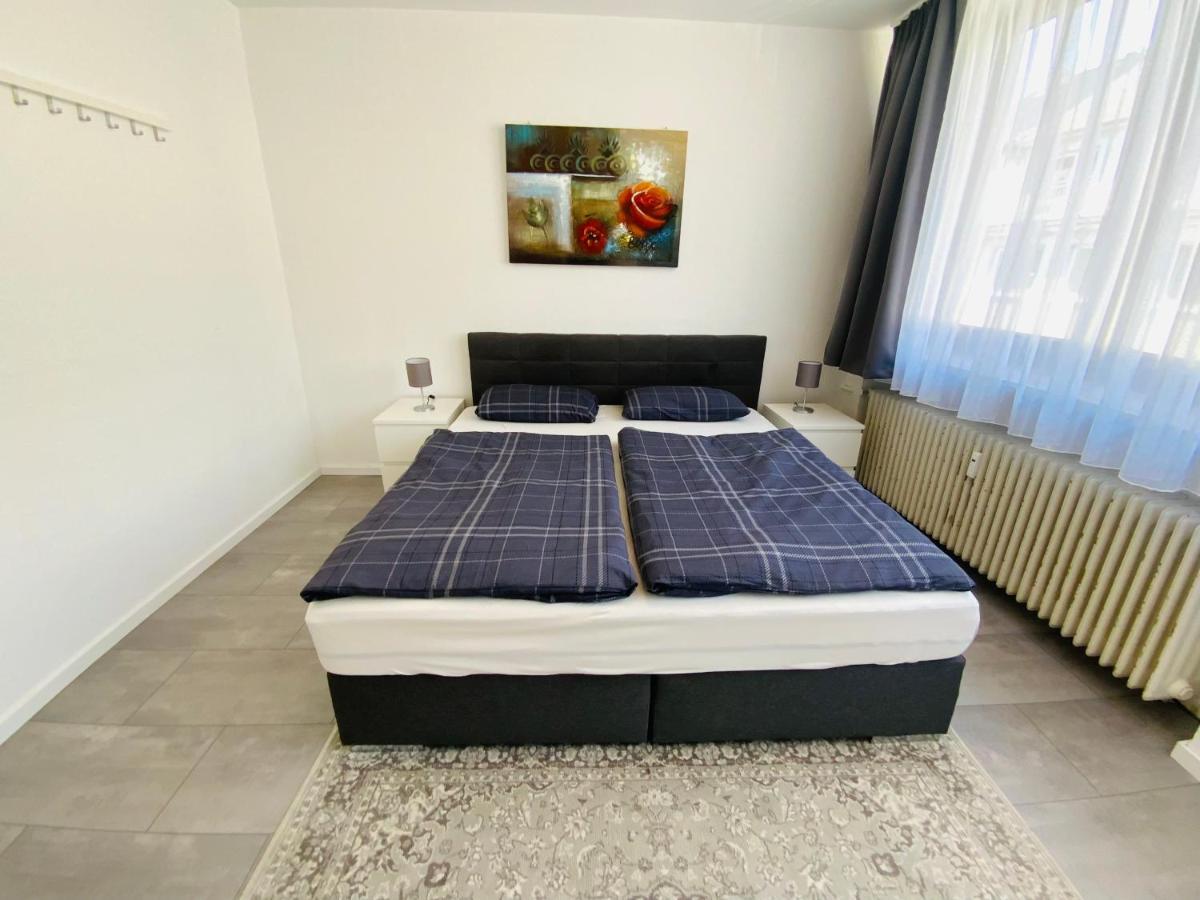 Sehr Schoenes Haus Mit Terasse Naehe Duesseldorf Apartamento Krefeld Exterior foto