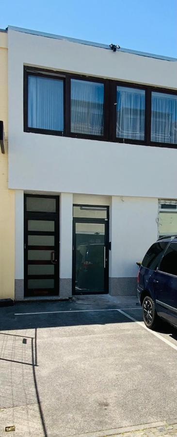 Sehr Schoenes Haus Mit Terasse Naehe Duesseldorf Apartamento Krefeld Exterior foto