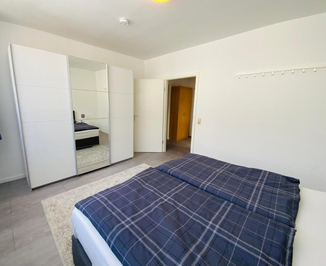 Sehr Schoenes Haus Mit Terasse Naehe Duesseldorf Apartamento Krefeld Exterior foto