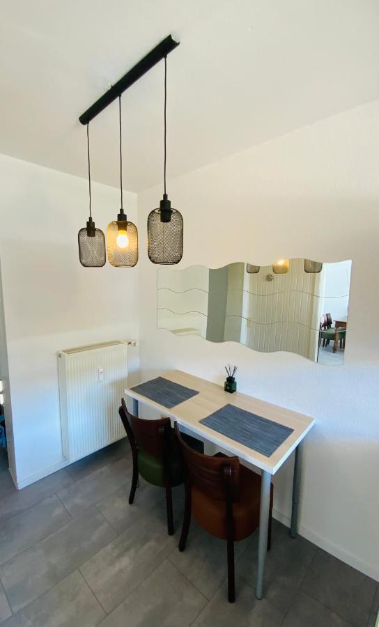 Sehr Schoenes Haus Mit Terasse Naehe Duesseldorf Apartamento Krefeld Exterior foto